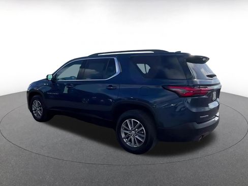 Used 2023 Chevrolet Traverse LT FWD image 10