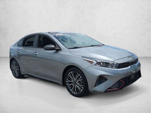 Used 2024 Kia Forte GT-Line w/ GT-Line Premium Package FWD image 3