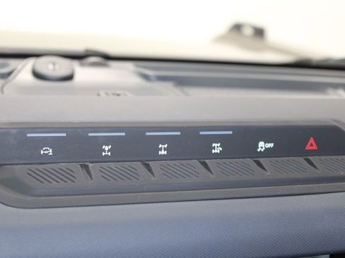 Used 2025 Ford Bronco Badlands AWD/4WD image 52