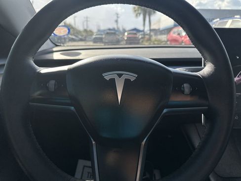 Used 2021 Tesla Model 3 Standard Range Plus image 20