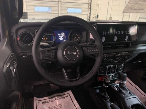 New 2026 Jeep Gladiator Rubicon AWD/4WD image 4