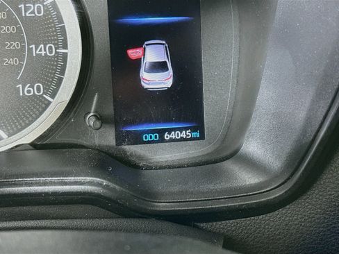 Used 2021 Toyota Corolla LE FWD image 16
