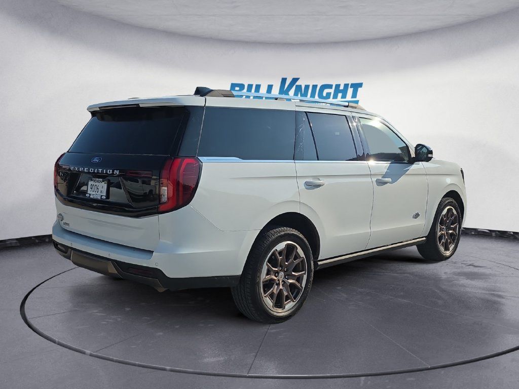 Used 2026 Ford Expedition King Ranch AWD/4WD image 5