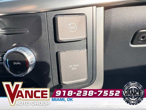 Used 2023 Ford F150 Lariat w/ Equipment Group 502A High image 28