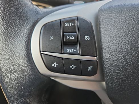 Certified 2022 Ford Explorer XLT w/ Equipment Group 202A image 14