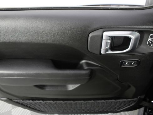 Used 2025 Jeep Wrangler Unlimited Sport S 4xe AWD/4WD image 13