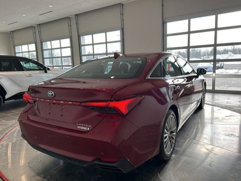 Used 2021 Toyota Avalon Limited w/ Advanced Safety Package image 7