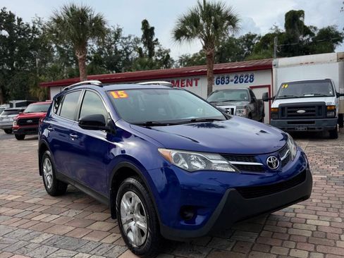 Used 2015 Toyota RAV4 LE FWD image 2