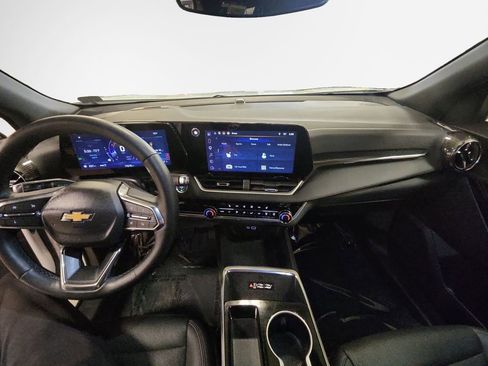 Certified 2025 Chevrolet Equinox LT w/ Convenience Package II image 22