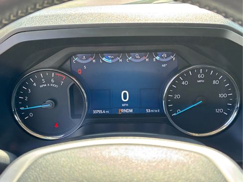 Used 2023 Ford Expedition XLT image 25