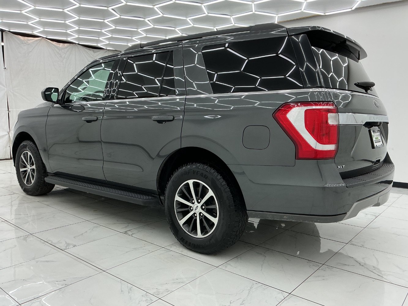Used 2020 Ford Expedition XLT AWD/4WD image 12