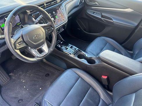 Used 2023 Chevrolet Bolt EUV Premier w/ Sun & Sound Package image 10
