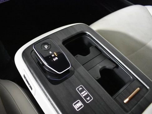 Certified 2024 Nissan Ariya AWD image 25