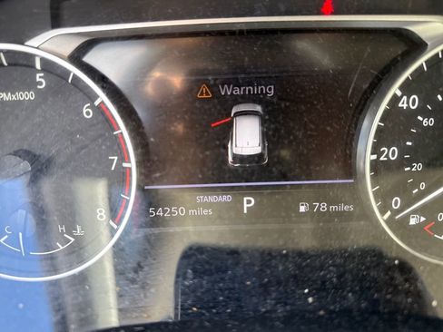 Used 2021 Nissan Rogue SV image 20