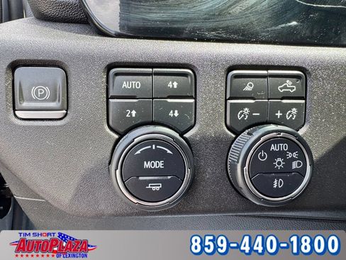 Used 2023 Chevrolet Silverado 1500 LTZ AWD/4WD image 25
