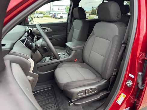 Used 2023 Chevrolet Traverse LT w/ LPO, Floor Liner Package AWD/4WD image 12