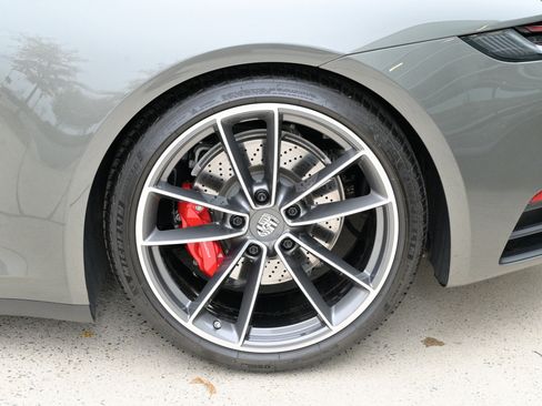 Used 2020 Porsche 911 Carrera 4S image 10