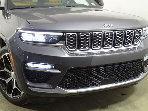 Used 2022 Jeep Grand Cherokee Summit image 55