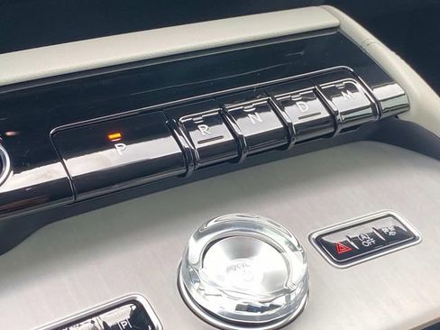 New 2026 Lincoln Navigator L Reserve AWD/4WD image 26