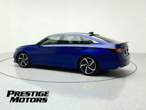 Used 2022 Honda Accord Sport image 5