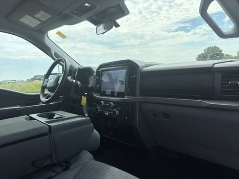 Used 2025 Ford F150 XLT w/ Equipment Group 301A Standard AWD/4WD image 15