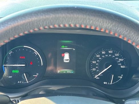 Used 2022 Toyota Sienna XSE image 17