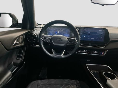 Used 2025 Chevrolet Equinox LT w/ Safety and Technology Package FWD image 20
