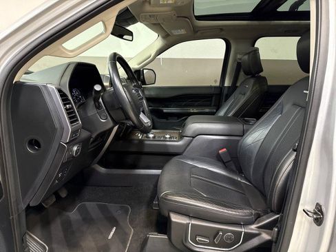 Used 2018 Ford Expedition Platinum image 14