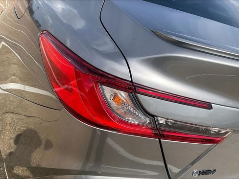 Used 2025 Toyota Camry SE w/ Multimedia Upgrade Package FWD image 31