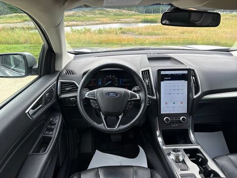 Used 2022 Ford Edge Titanium AWD/4WD image 48