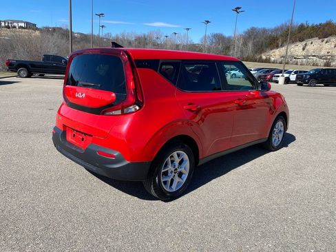 Used 2022 Kia Soul S FWD image 5