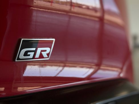 Used 2022 Toyota Supra Premium w/ Driver Assist Package image 30