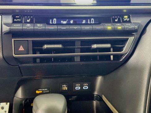 Used 2026 Toyota Camry XSE FWD image 22