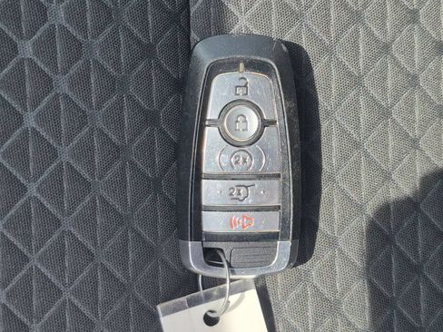 Used 2023 Ford Escape Active AWD/4WD image 29