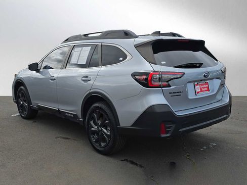 Used 2022 Subaru Outback Onyx Edition XT AWD/4WD image 6