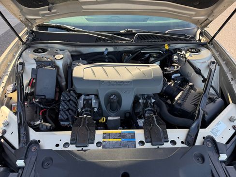 Used 2009 Buick LaCrosse CXL image 21