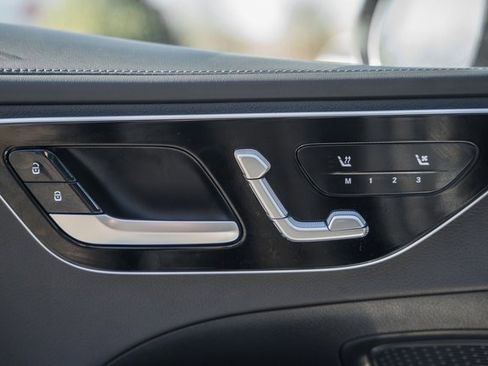 Used 2022 Mercedes-Benz C 300 4MATIC Sedan image 39