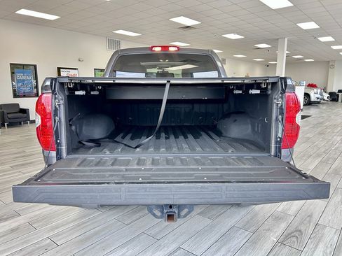Used 2016 Toyota Tundra Platinum image 9