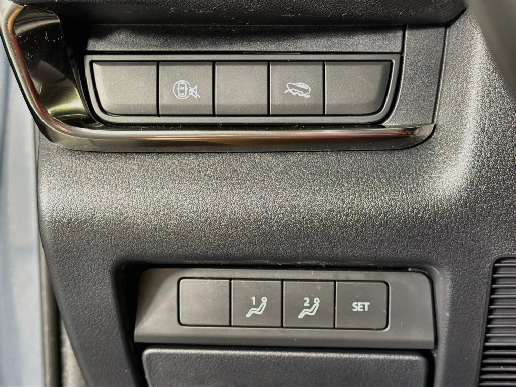 Used 2025 MAZDA CX-30 AWD 2.5 S w/ Preferred Package image 15