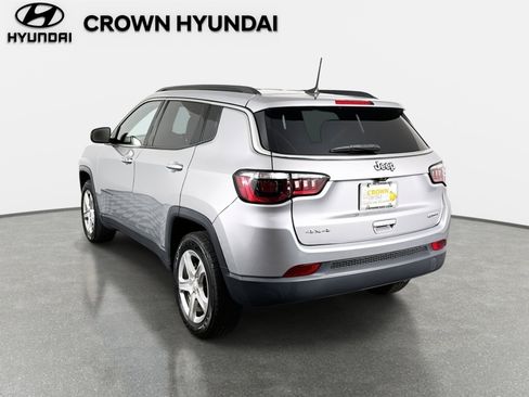 Used 2023 Jeep Compass Latitude image 8