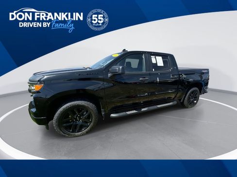 Used 2024 Chevrolet Silverado 1500 Custom w/ Turbomax Blackout Package image 1