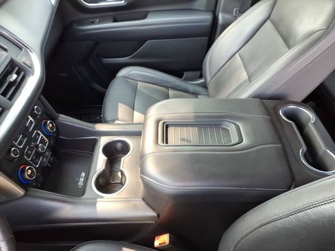 Used 2021 Chevrolet Tahoe LT AWD/4WD image 13