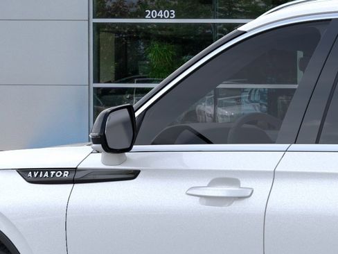 New 2026 Lincoln Aviator 2WD image 20