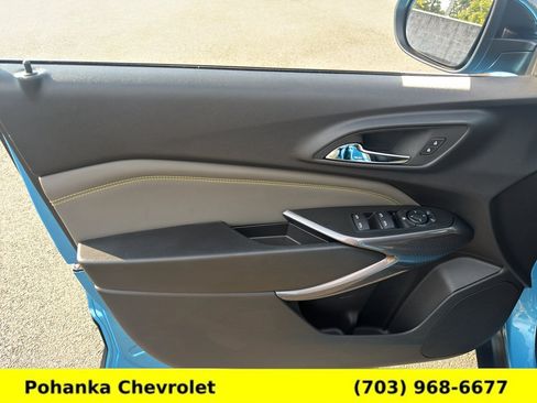 Used 2025 Chevrolet Trax ACTIV w/ Sunroof Package FWD image 23