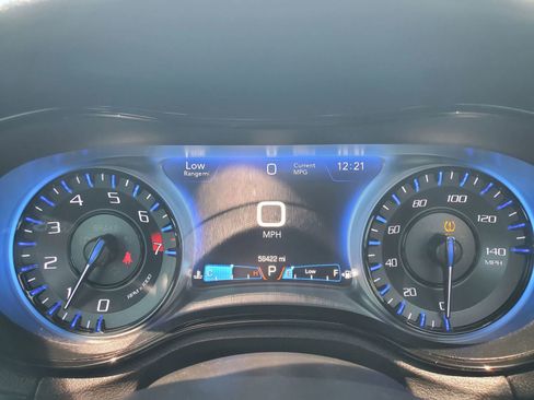 Used 2018 Chrysler 300 S w/ 300S Premium Group image 15