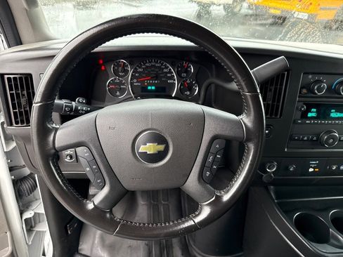 Used 2022 Chevrolet Express 2500 Extended w/ Driver Convenience Package image 12