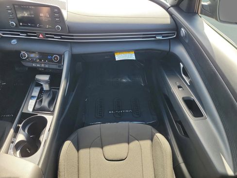 New 2026 Hyundai Elantra Blue image 23