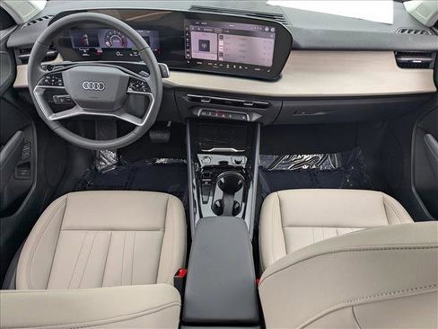 New 2026 Audi Q3 quattro 2.0T AWD/4WD image 14