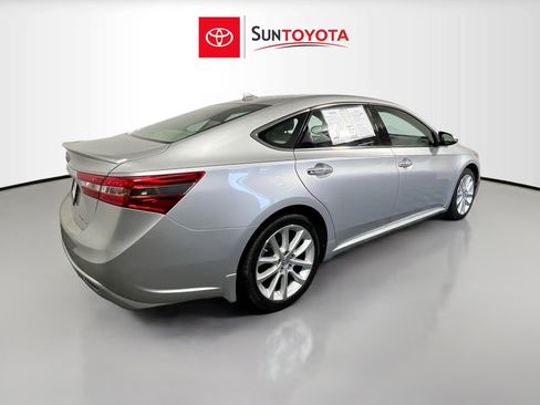 Used 2014 Toyota Avalon Limited image 4