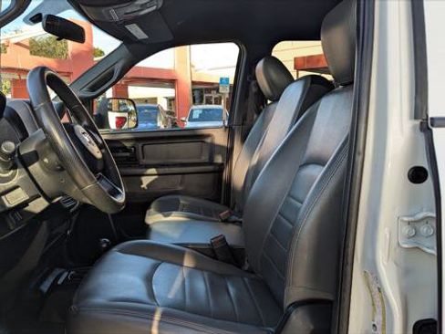 Used 2022 RAM 3500 Tradesman w/ Chrome Appearance Group image 13